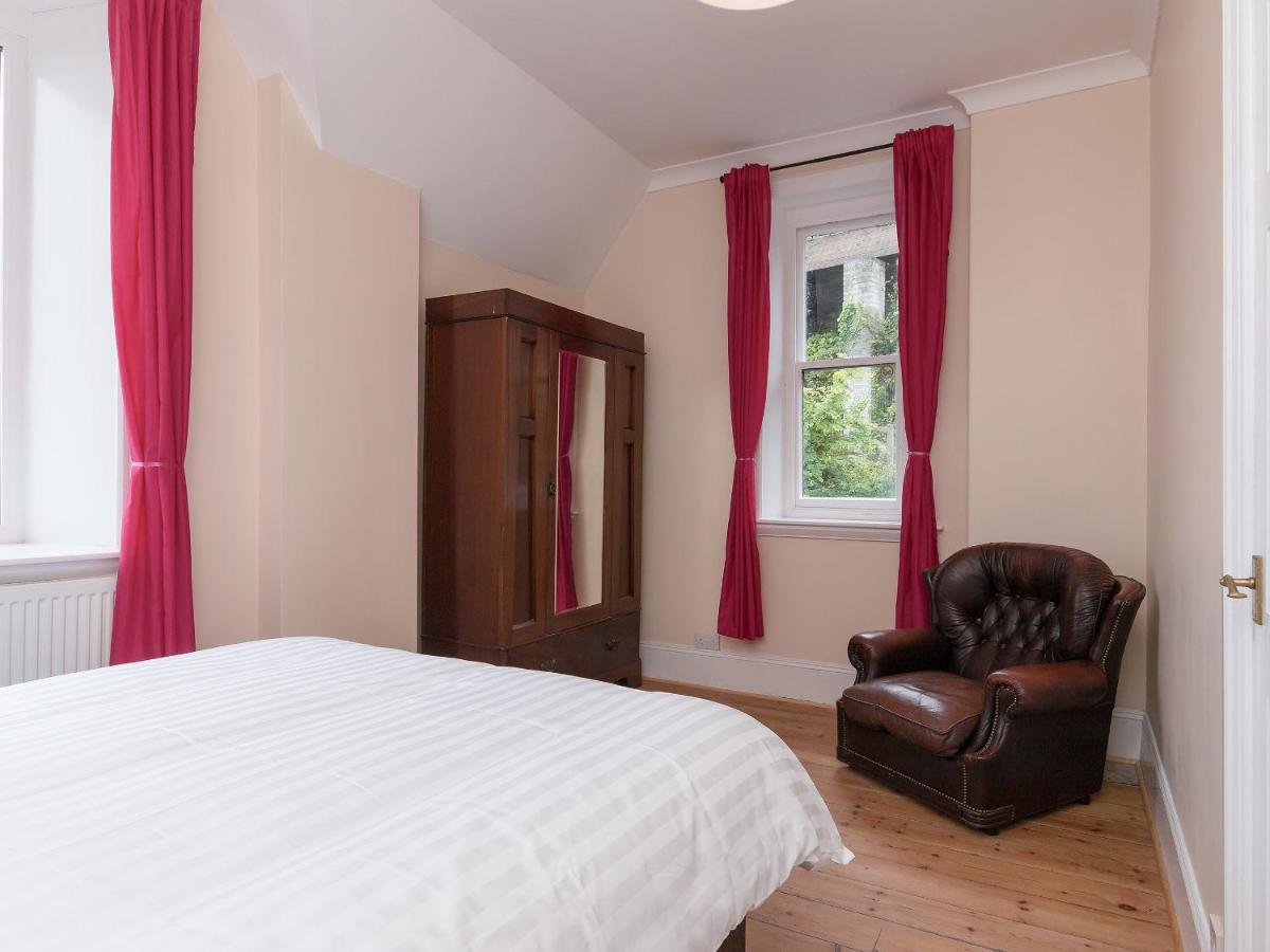 Pendine Manor Villa Exterior photo